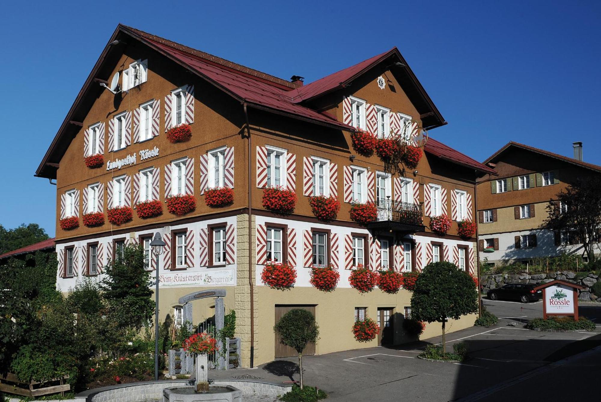 Landgasthof Roessle - Beim Kraeuterwirt Oberstaufen Exterior photo
